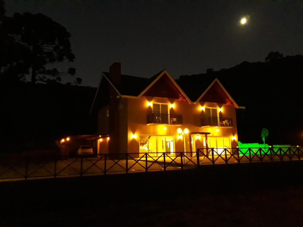 Palast Haus Pousada Gramado Ngoại thất bức ảnh